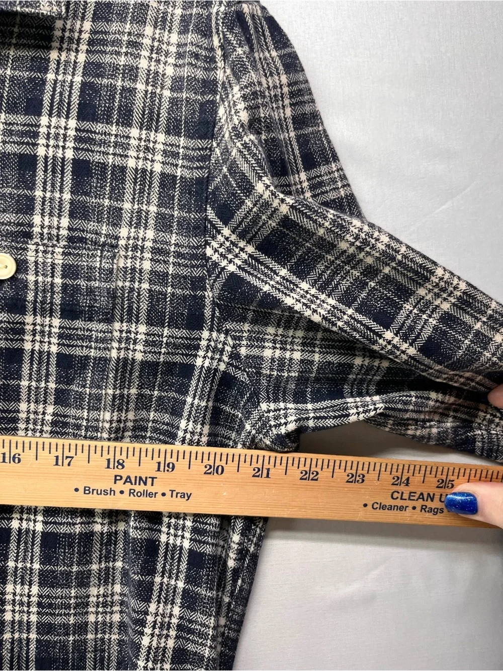 Grayers Blue‎ and White Plaid Button-Down Shirt